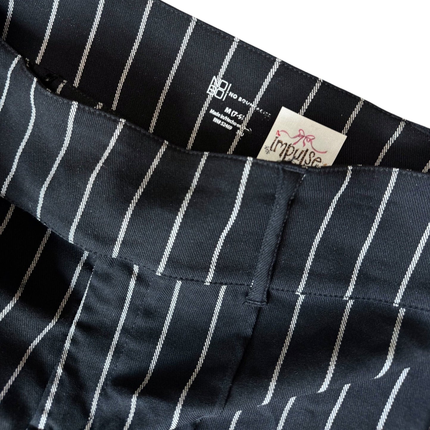 No Boundaries Pin Stripe Pants (M)