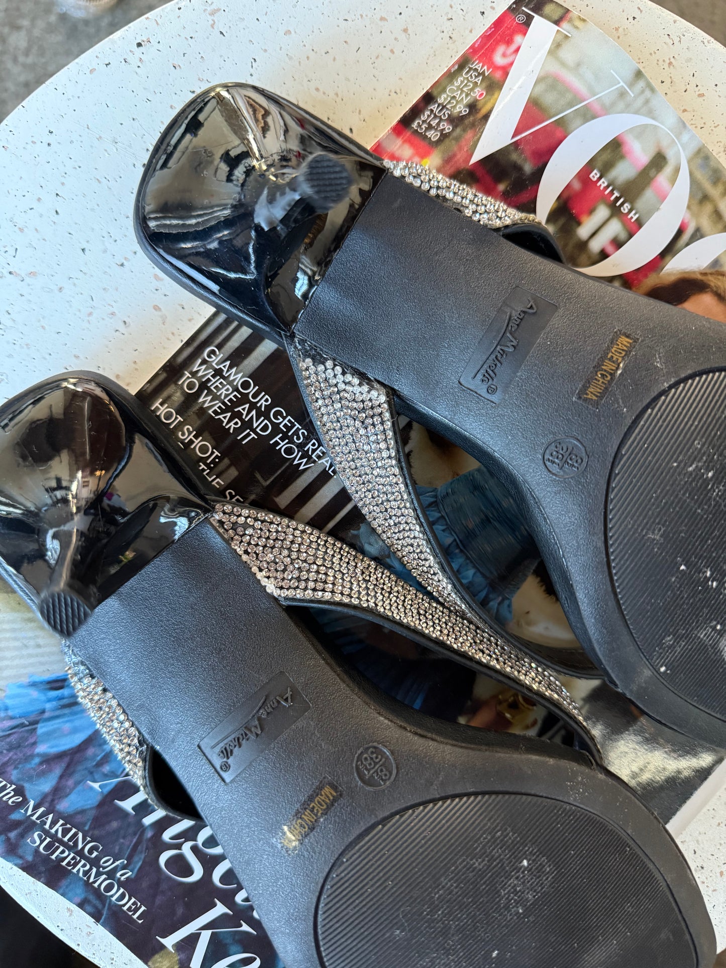 Anne Michelle Black Thong Kitten Heels With Rhinestones