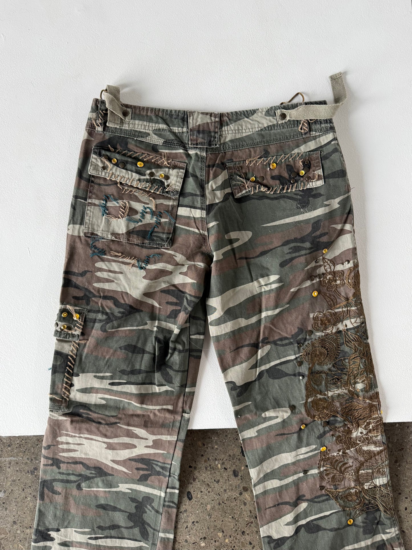 BB Jeans Detailed Camo Cargo Pants