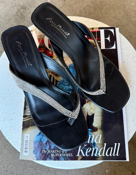 Anne Michelle Black Thong Kitten Heels With Rhinestones