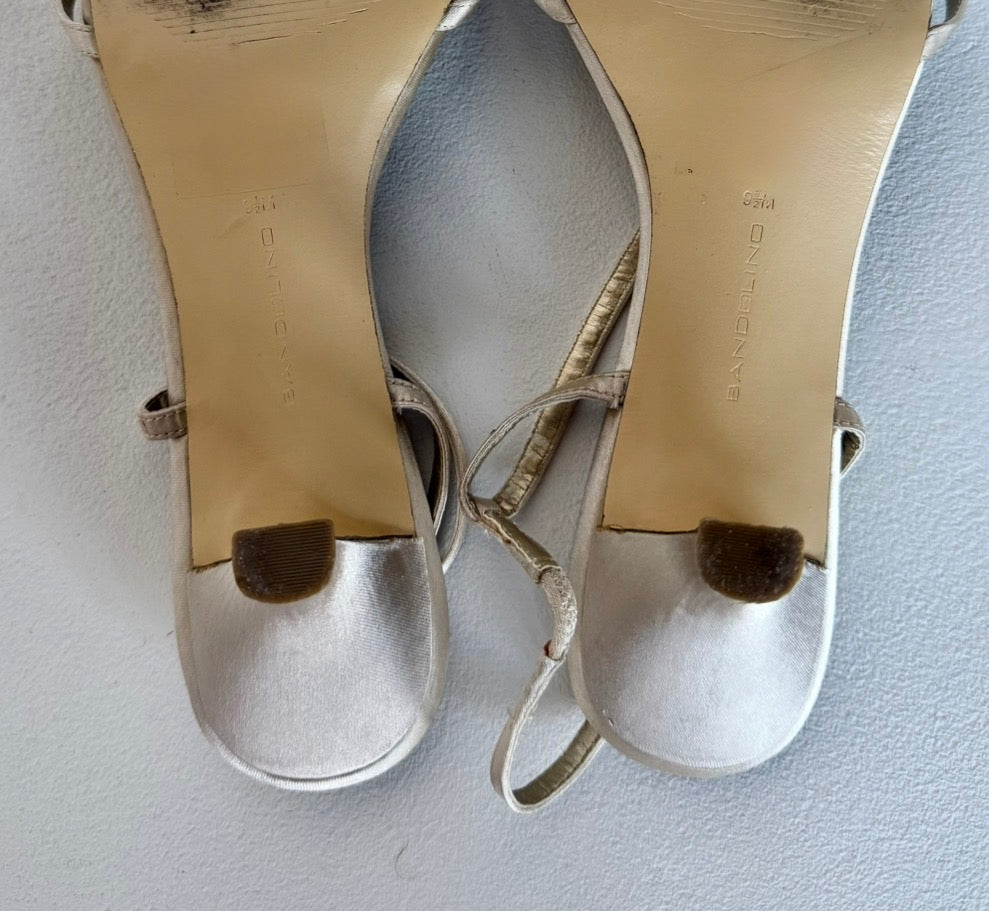 Bandolino Champagne Strappy Heels (9.5)